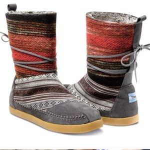 Tom’s Nepal Woven Boots